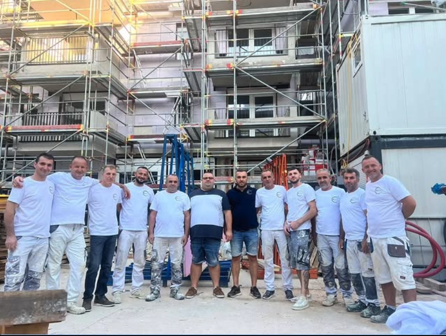 Leo GmbH Team auf der Baustelle